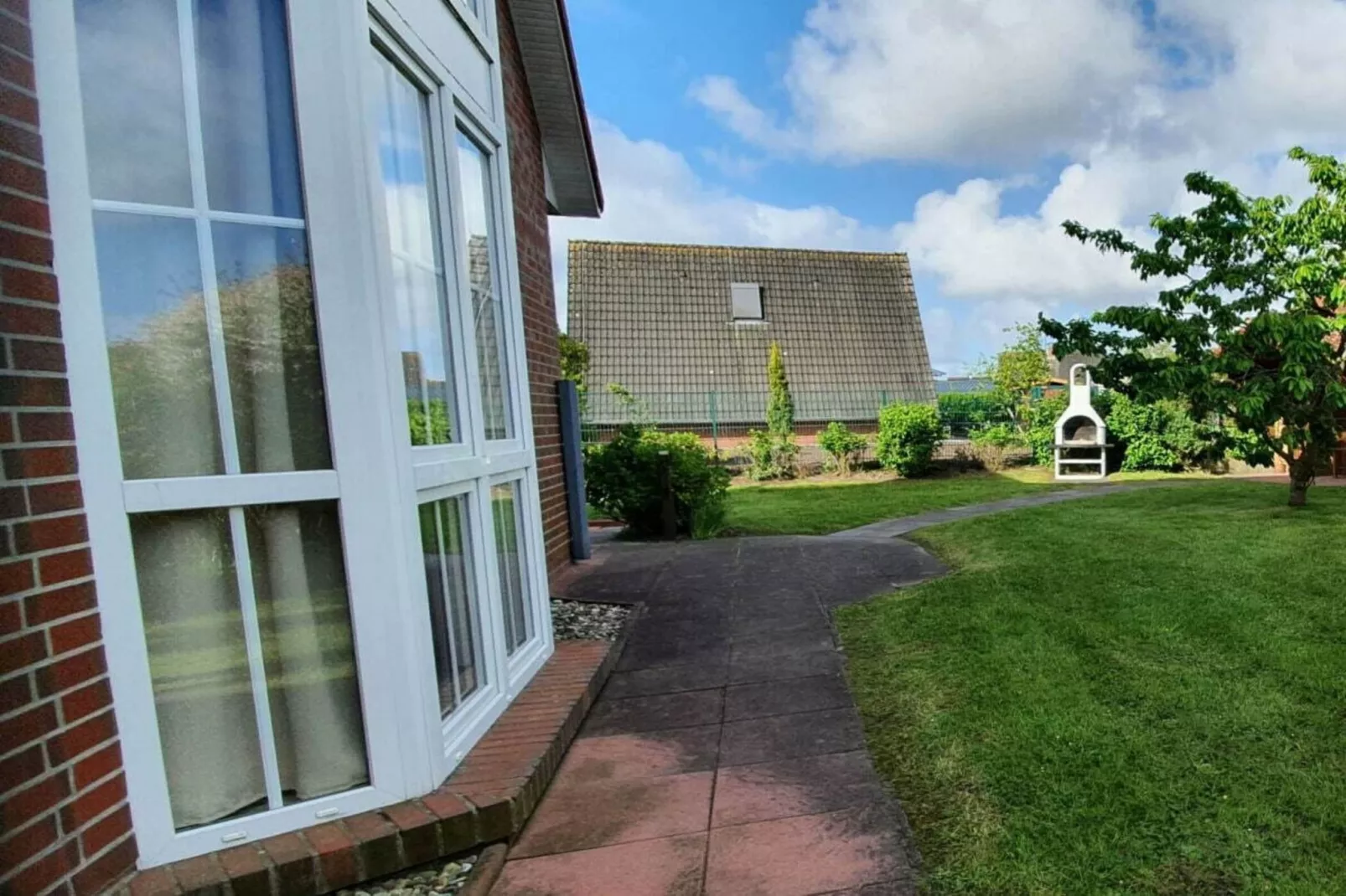 298215-Buitenkant zomer