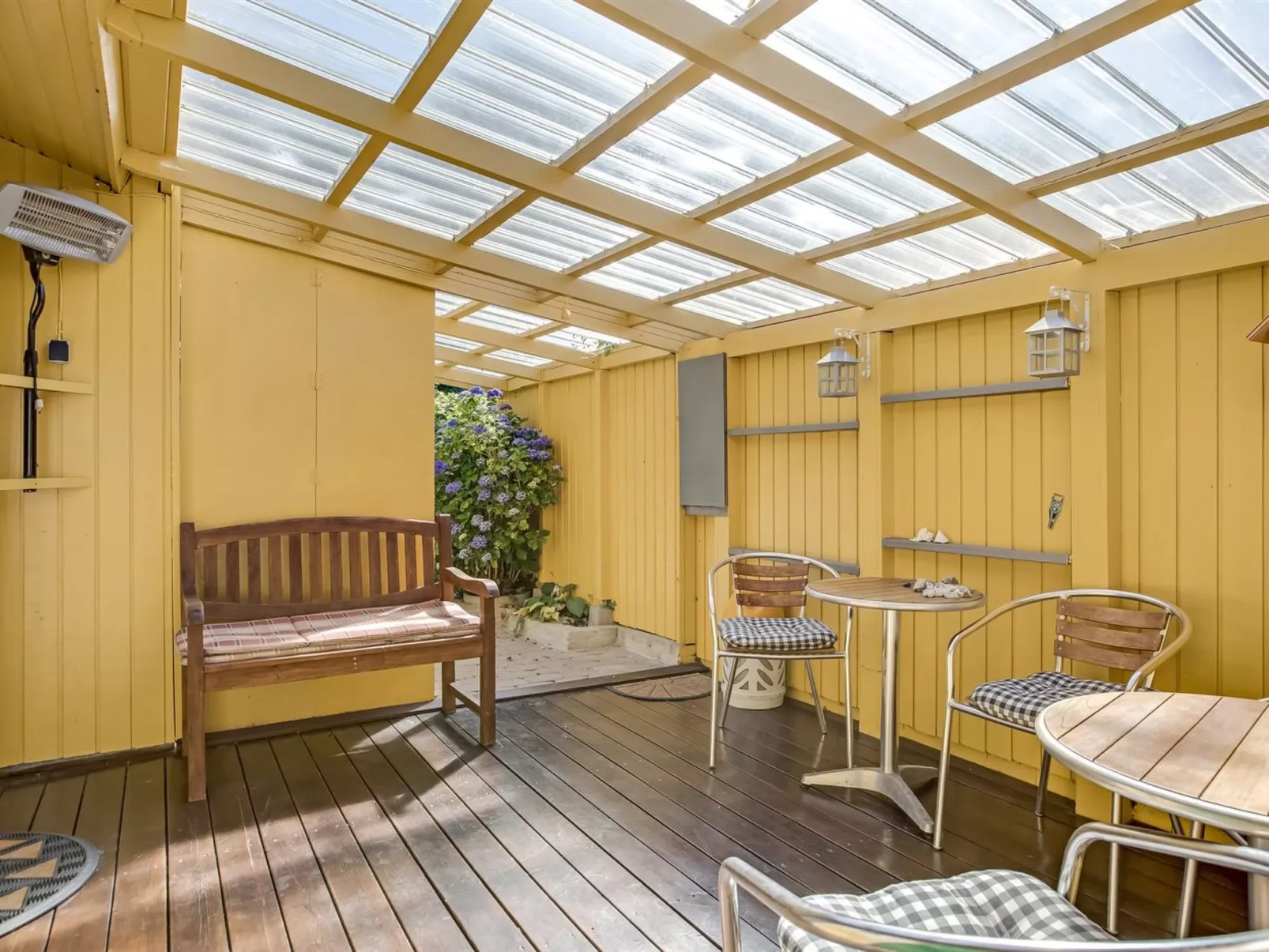 "Ephra" - 150m from the sea-Binnen