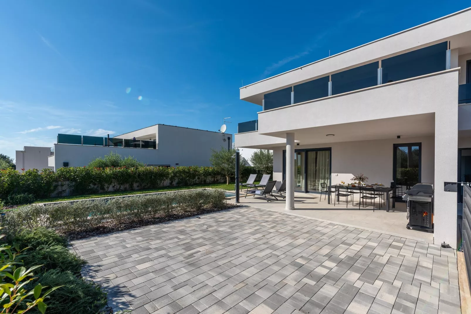 Villa Ava Rossa-Buitenkant zomer