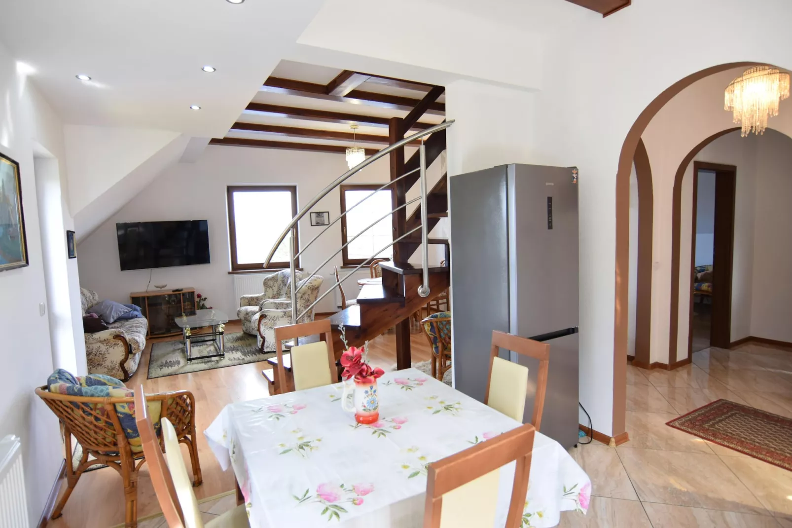 Apartament wakacyjny w Kiedrowicach dla max 6 osób-Eetkamer