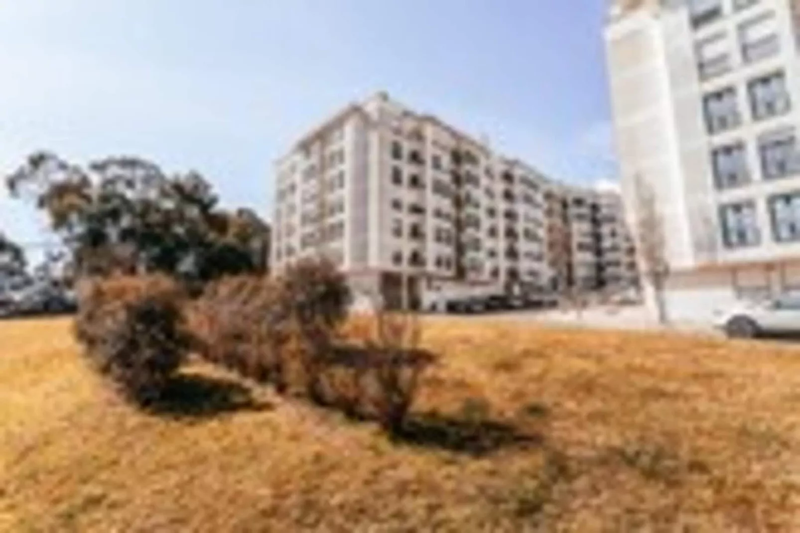 Modern & Elegant 2 bedroom in Amadora by GT House-Buitenkant zomer