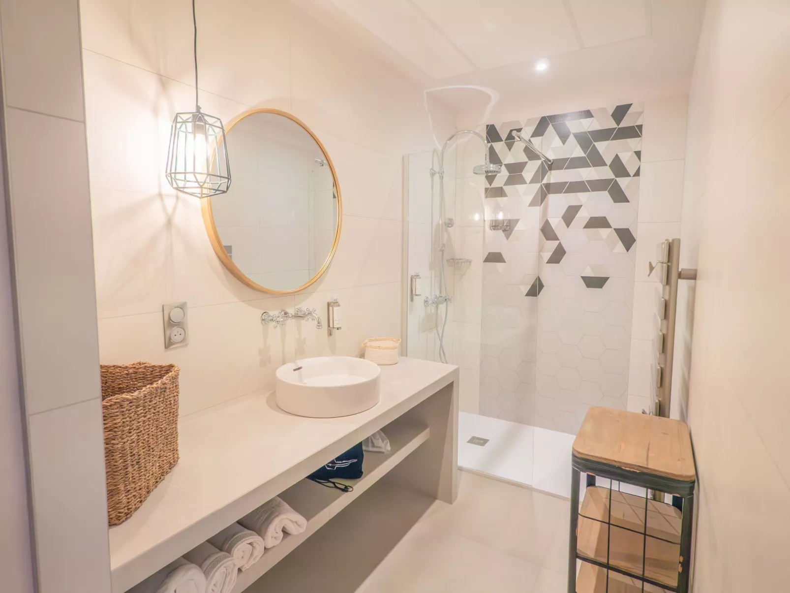 Chez Nerthe, 5-Sterne-Haus mit privatem Jacuzzi-Image-tags.info