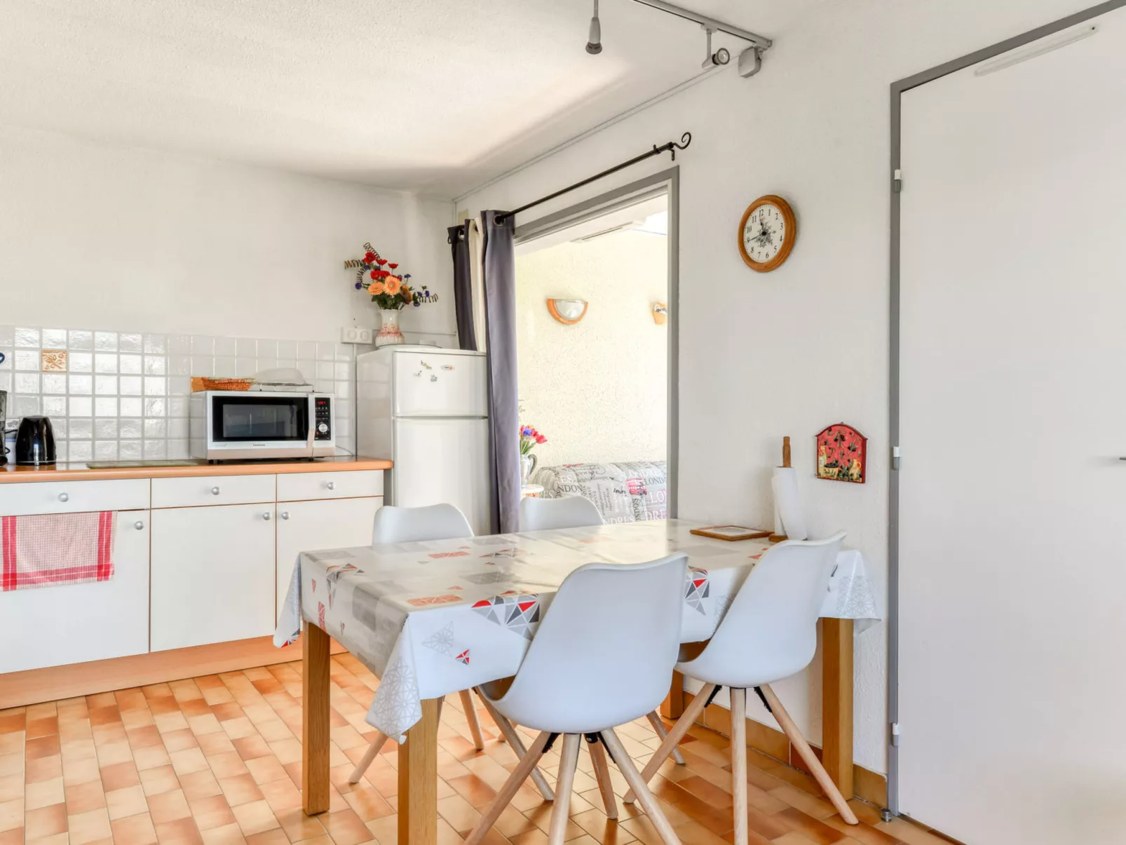 Les Maldives B-Binnen