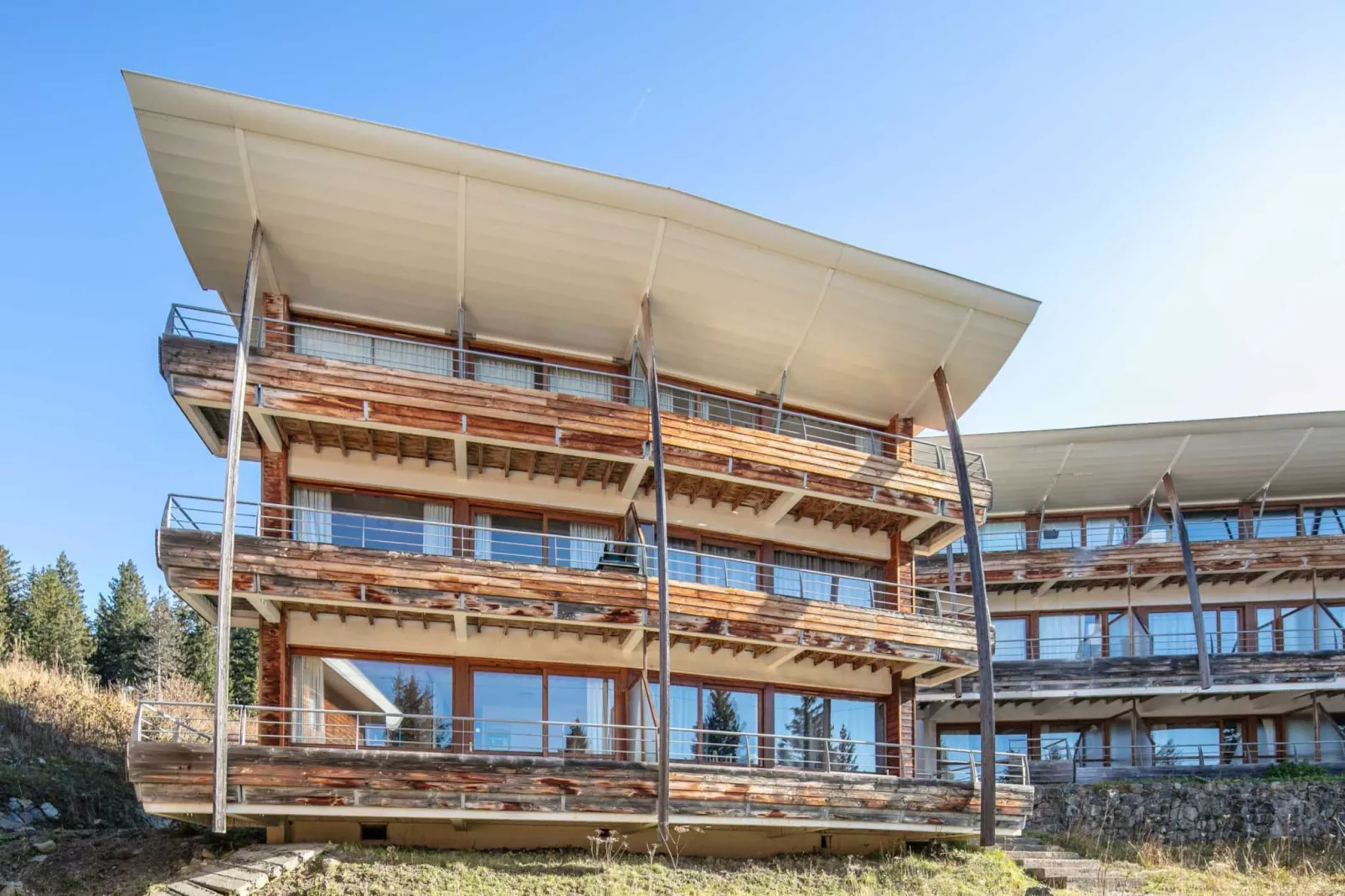 V. DU BACHAT - JOUBARBES N°03 - 2P4-Buitenlucht