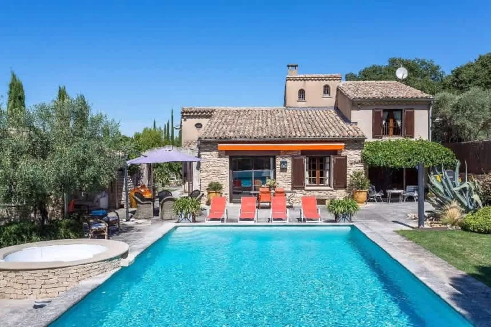 La Maison de Robion-Zwembad