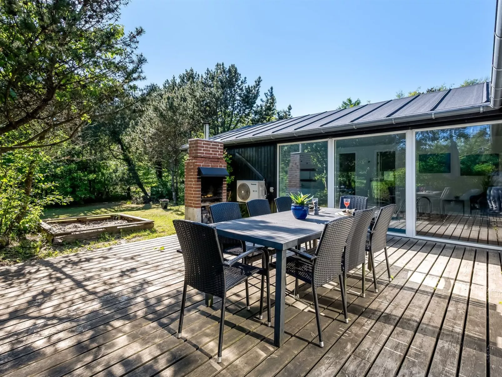 "Simjanka" - 800m from the sea - Buiten