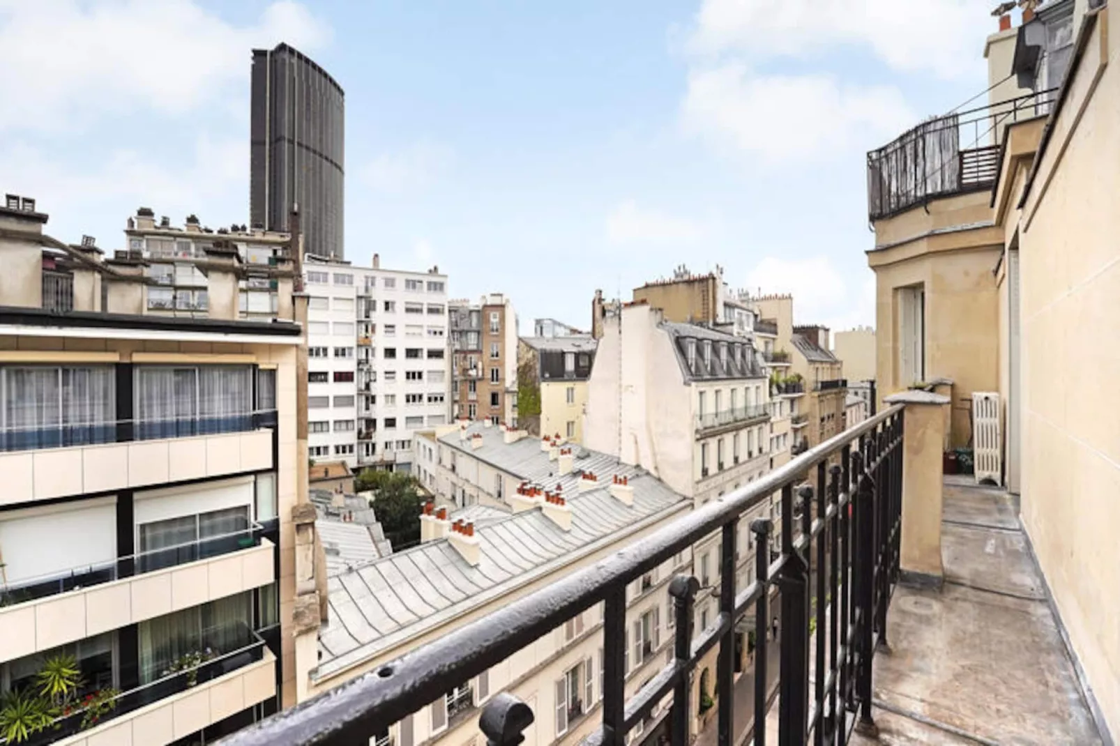Appartements à Paris-Niet-getagd