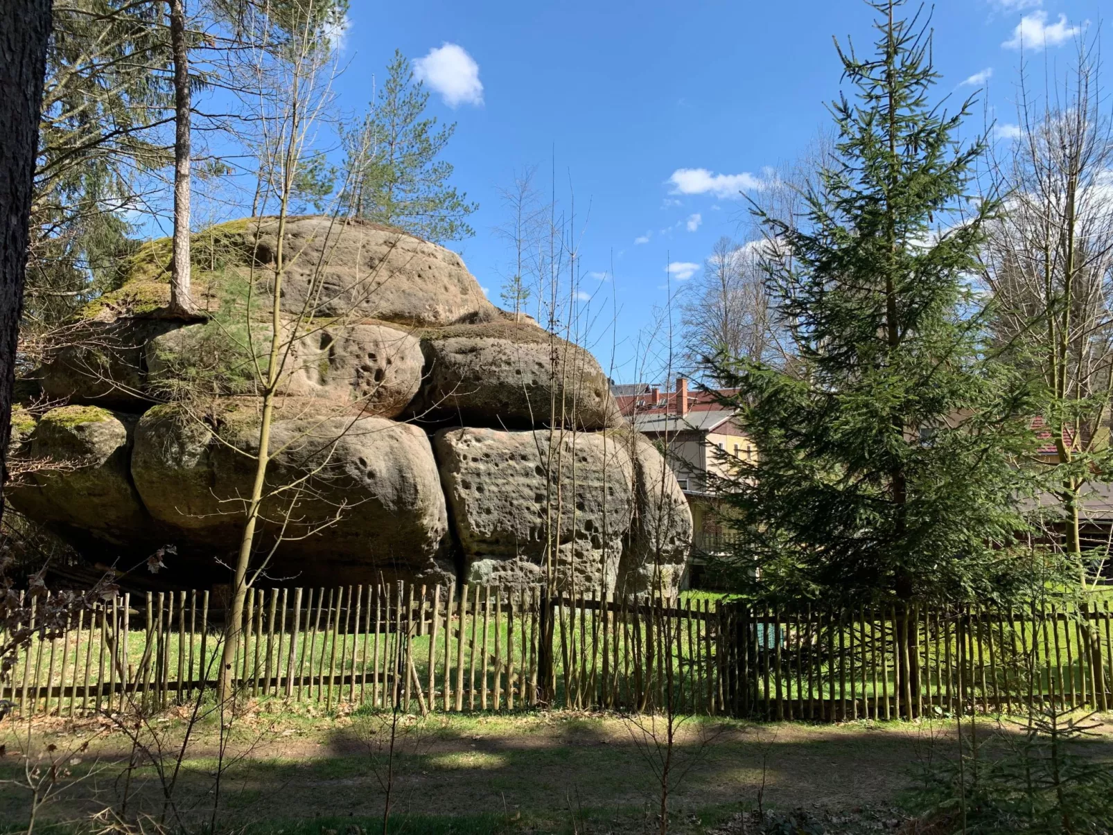 Waldferienhaus Dunja mit Sauna, Whirlpool, direkt am Waldrand, Kletterfelsen - Image-tags.info