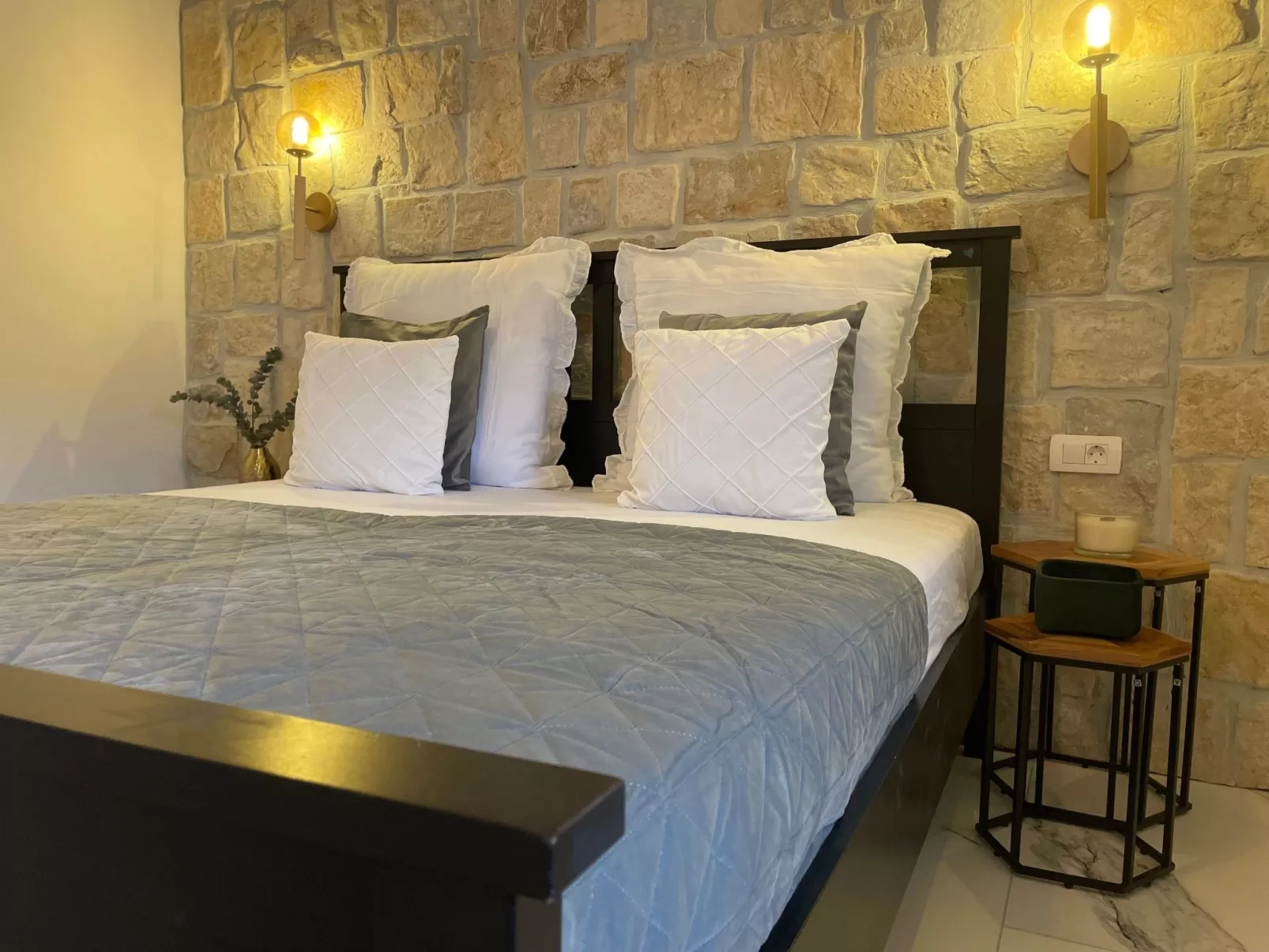 Stonehouse-Pag - Image-tags.info