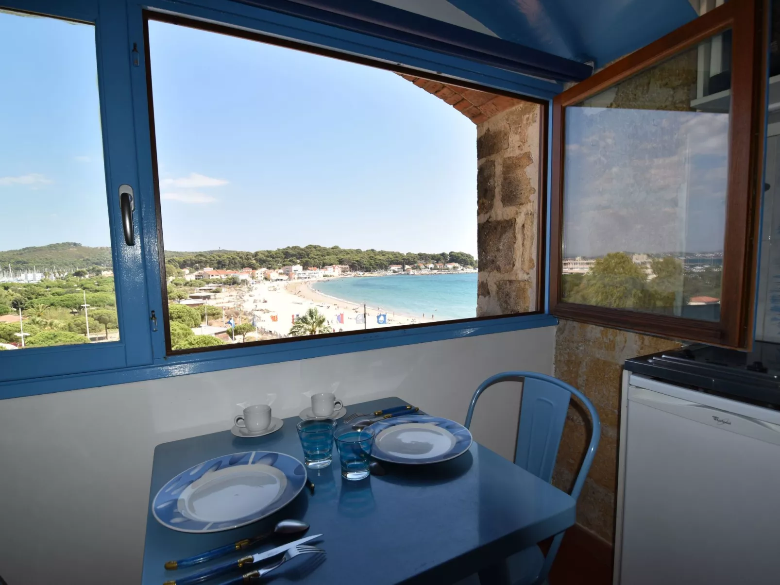 Le Provence Plage - Image-tags.info