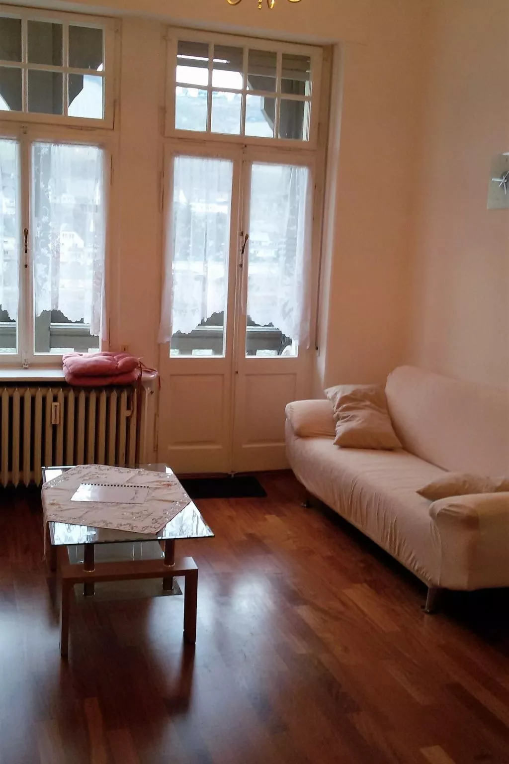 Wohnung in einem historischen Gebäude mit Balkon und Blick auf die Mosel - Image-tags.info