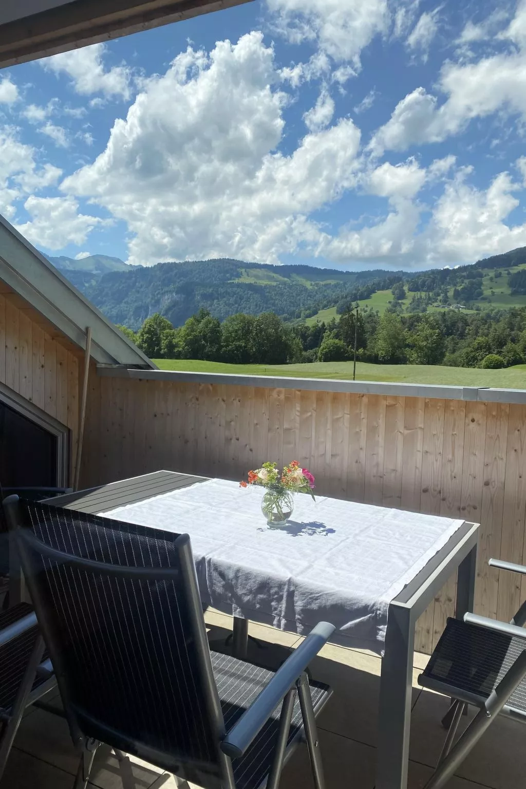 Neue Ferienwohnung in Schwarzenberg mit Garten und Grill - Image-tags.info