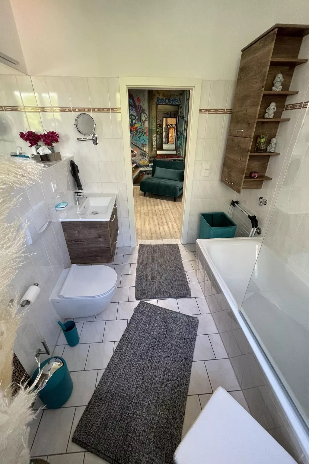 Design Apartment II, hell, 35 Quadratmeter, Zentral zu Grenze Altstadt Park, Gr - Image-tags.info