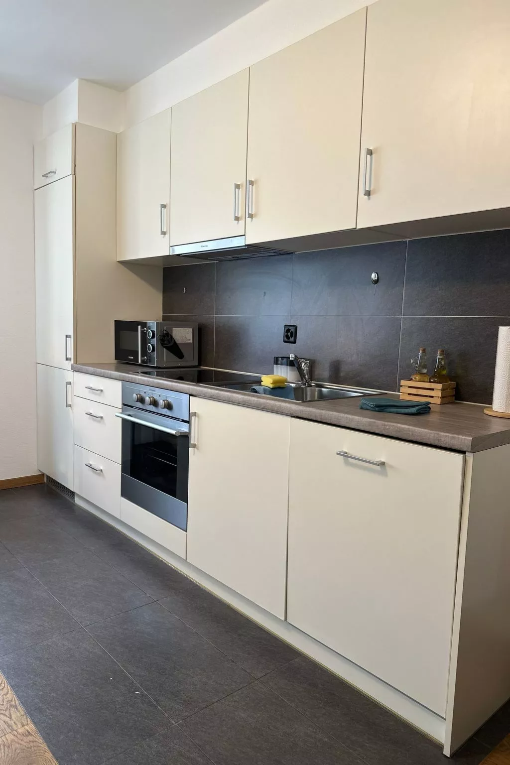 Work&Chill Wallis - Image-tags.info