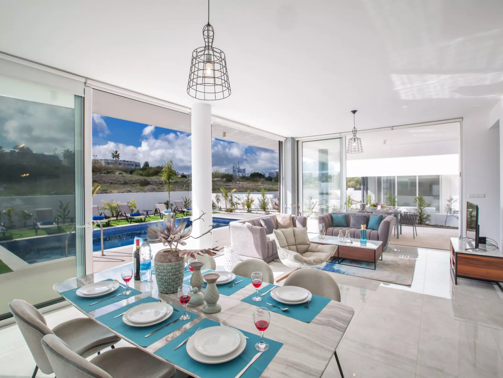 3-Schlafzimmer-Villa mit privatem Pool im Zentrum - Image-tags.info