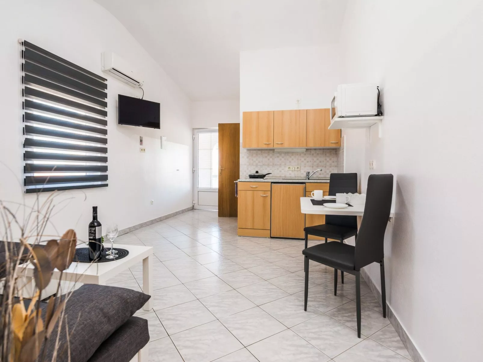 Apartment Skundric 6 - Image-tags.info