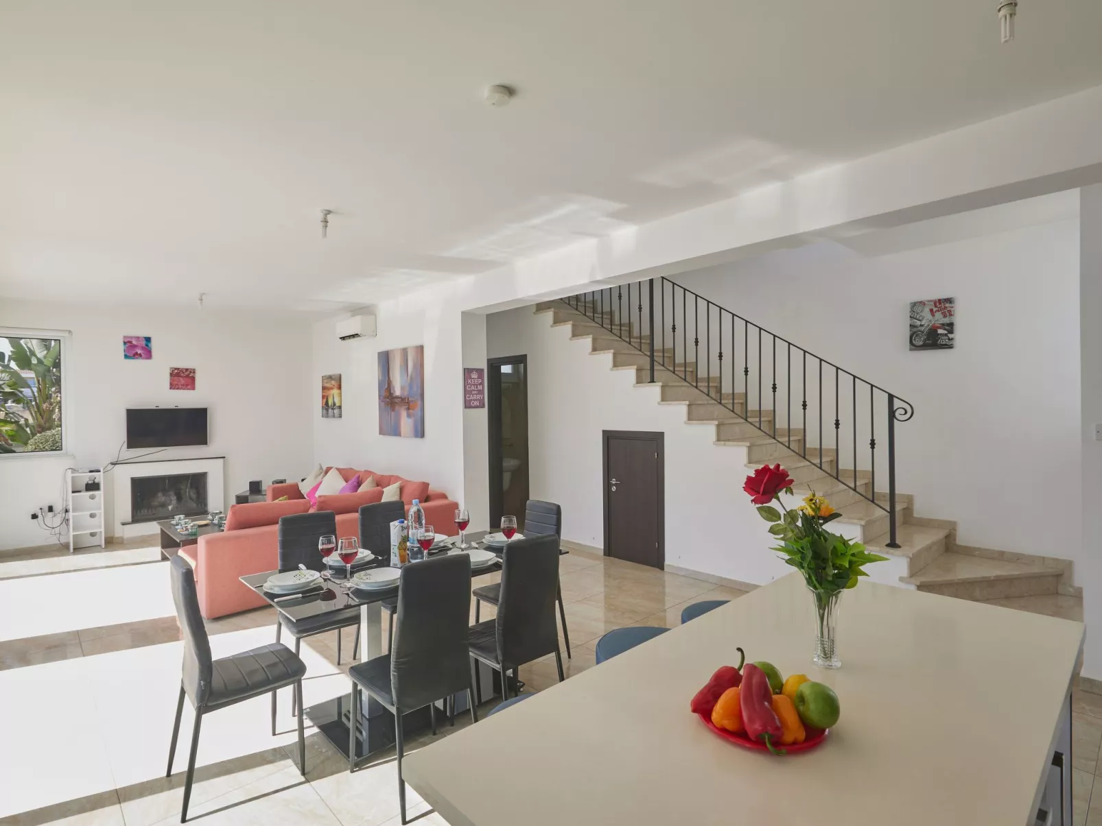 Villa Pearl PE17 in Paralimni mit privatem Parkplatz - Image-tags.info