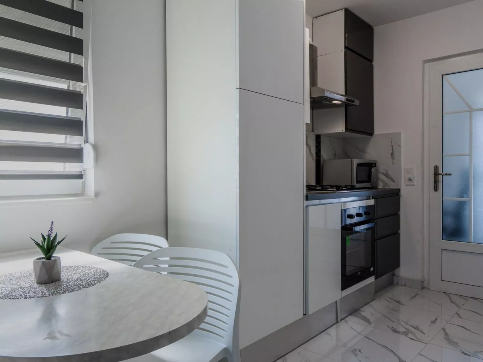 Apartment Simic - Image-tags.info