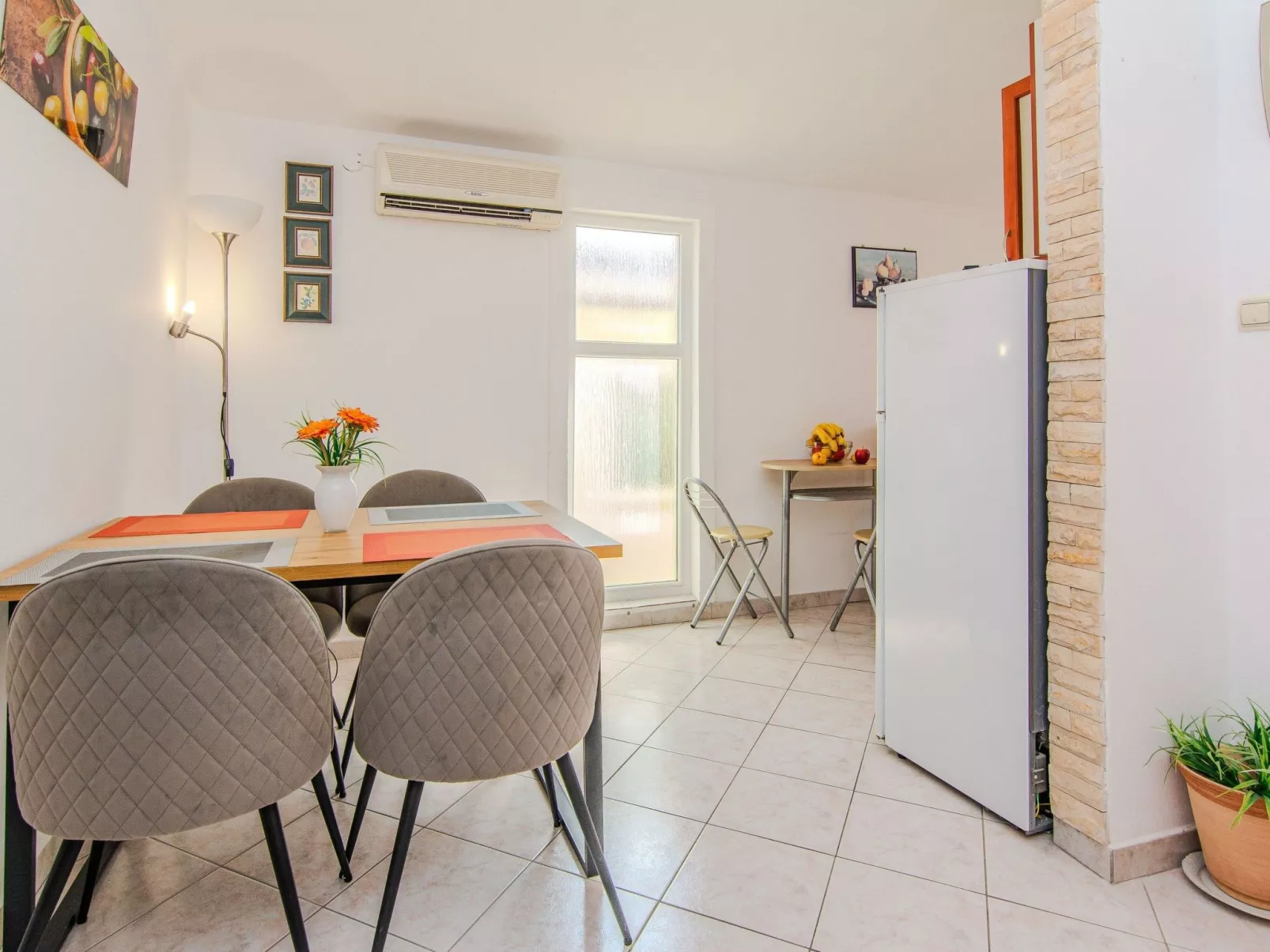 Apartment Semak - Image-tags.info