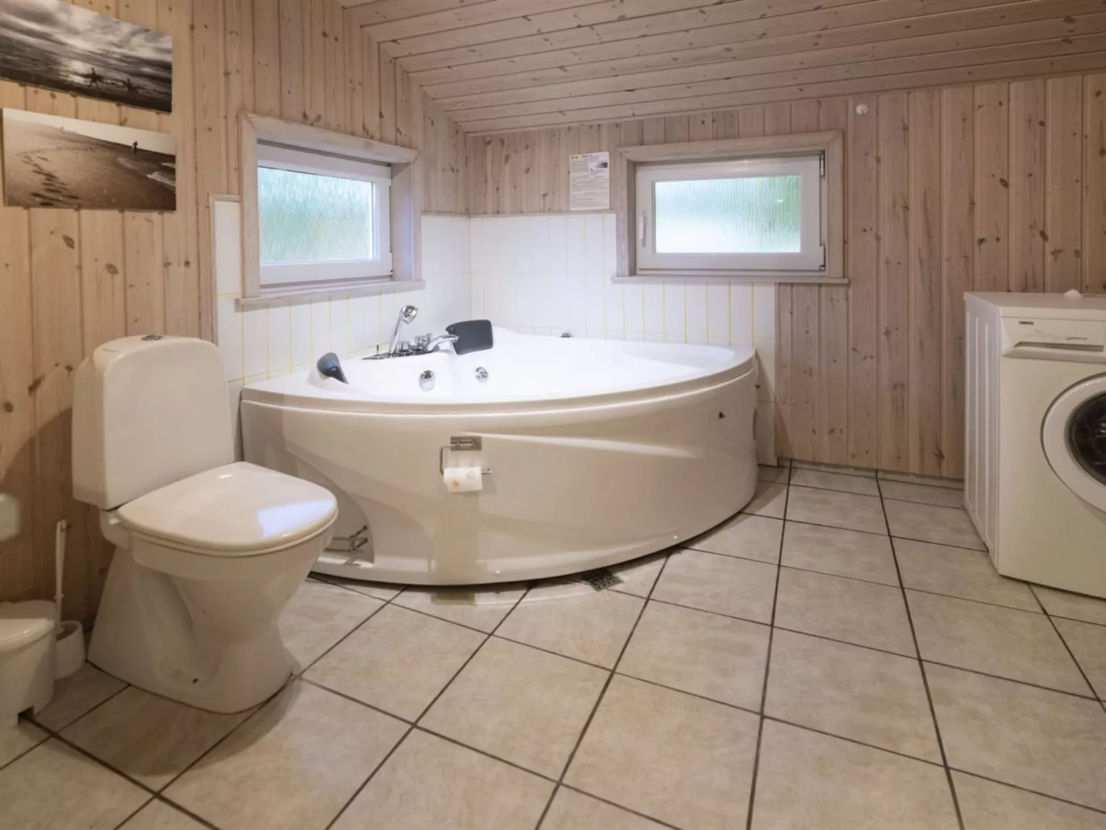 "Ljuben" - 1.1km from the sea-Binnen