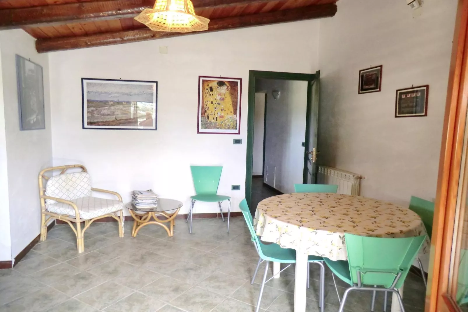 Villaseasicily 24p - Eetkamer