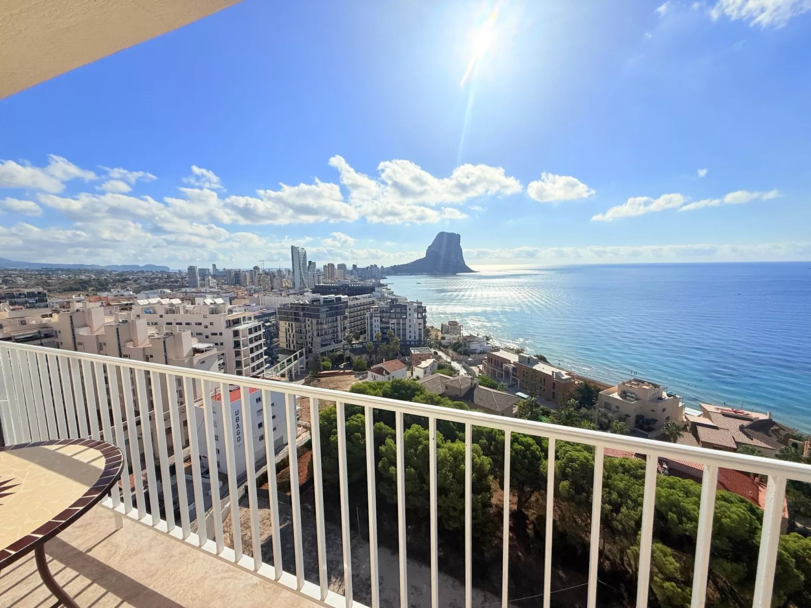 Wohnung "La Perla Calpe" mit 3 Schlafzimmern - Buiten