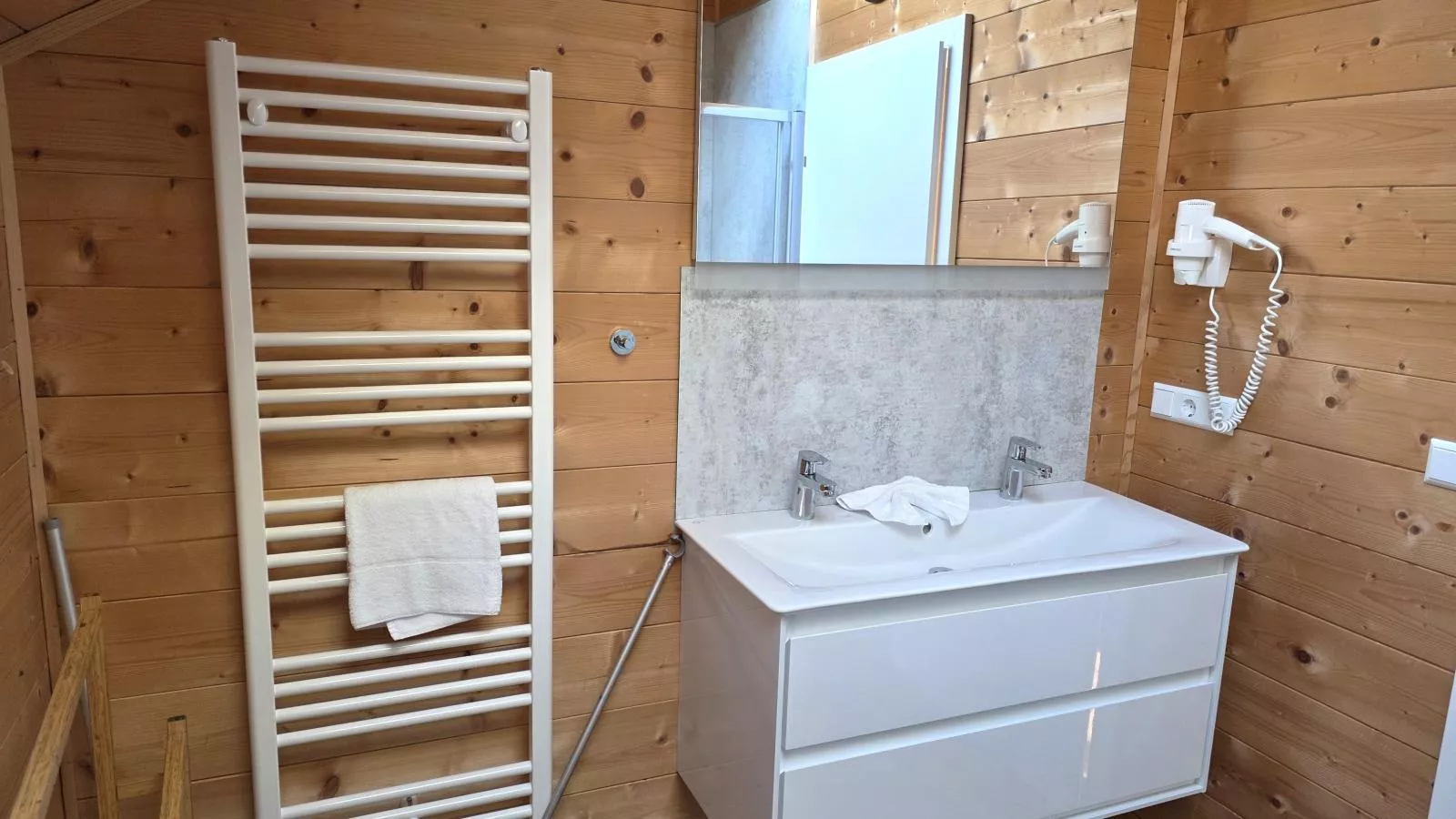 Rattendorf 15A - Badkamer