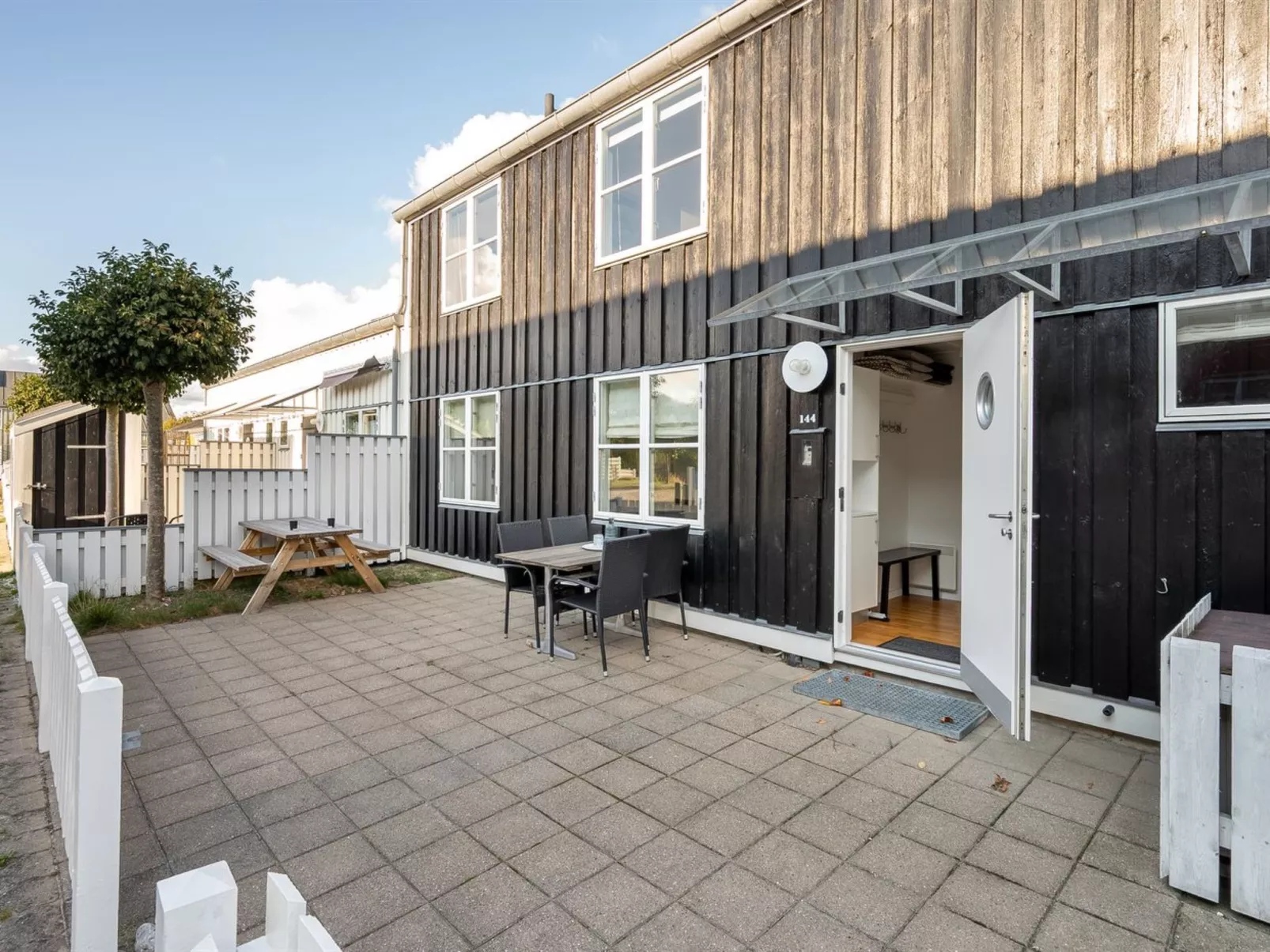 "Fina" - 10m from the sea-Buiten