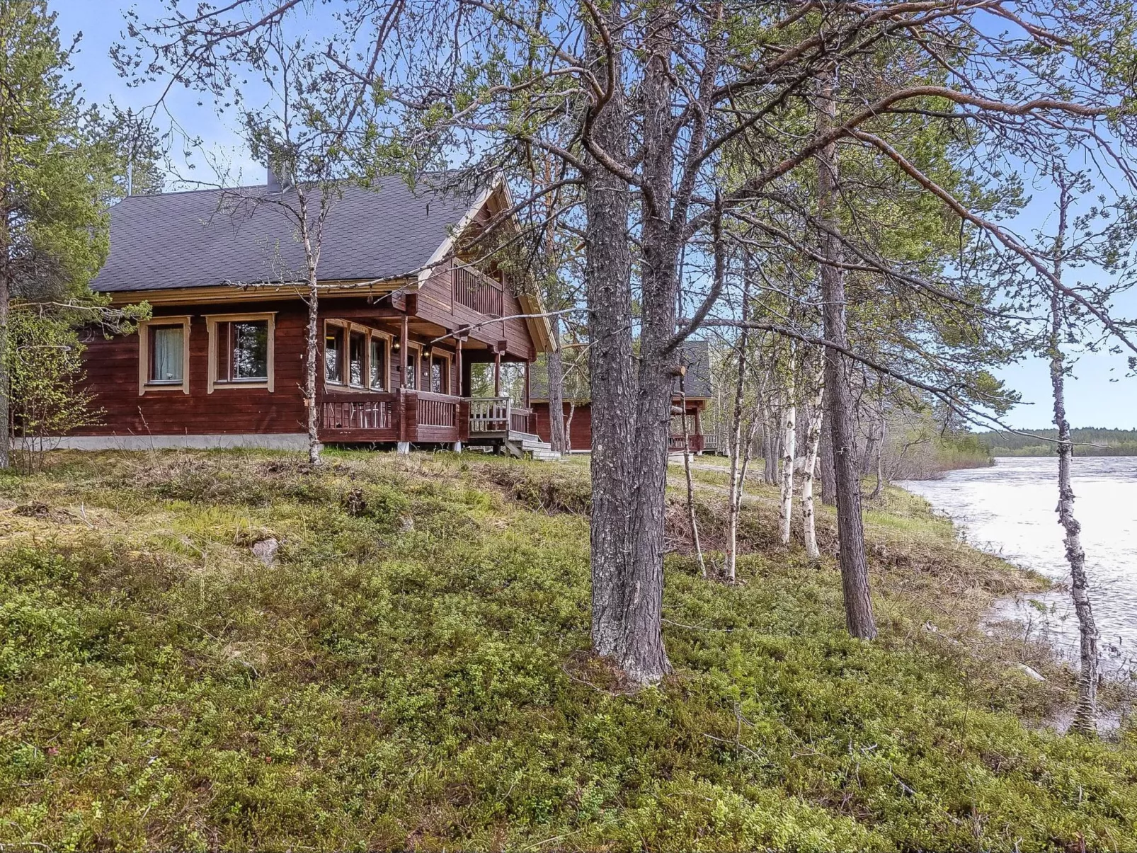 Luongasloma 2 - Binnen