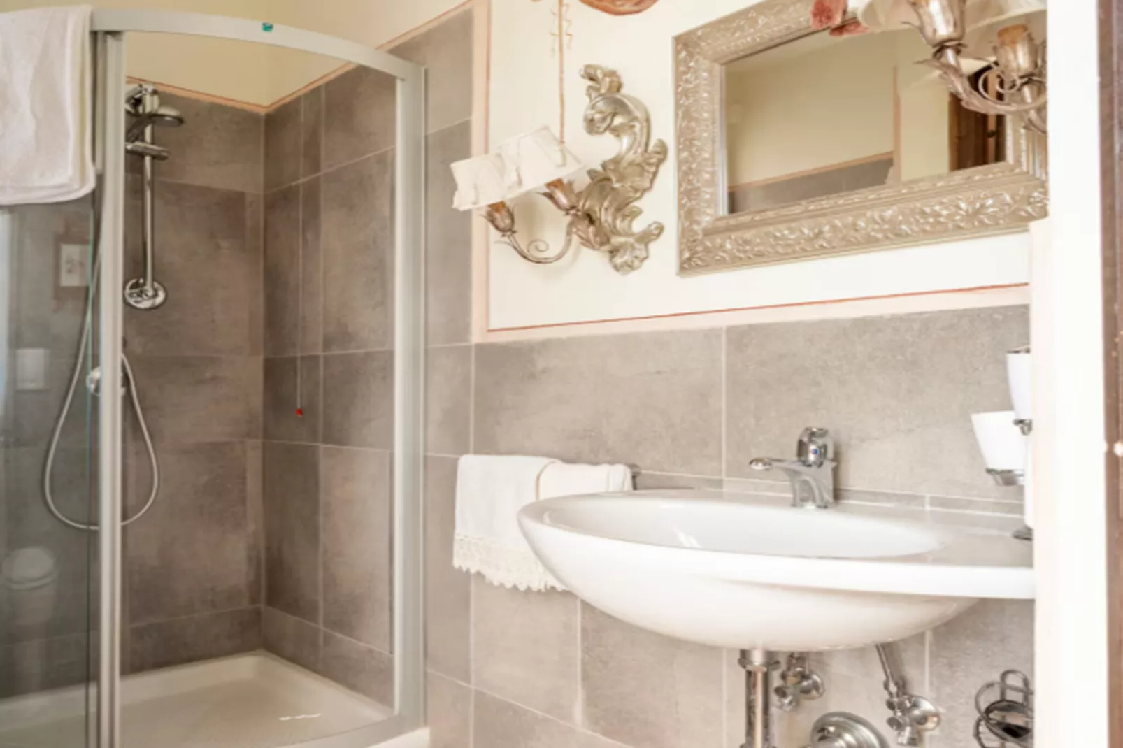 Luna Chiara-Badkamer