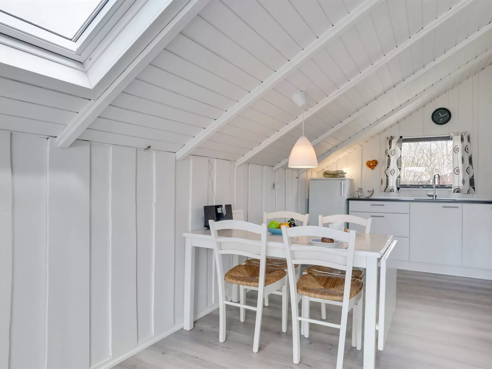 "Roderich" - 400m from the sea - Binnen