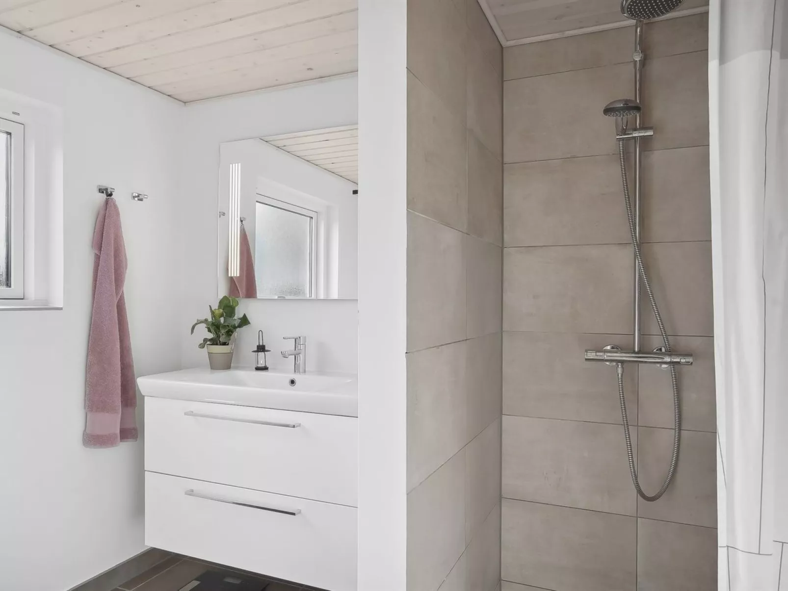 "Erhardt" - 800m from the sea-Binnen