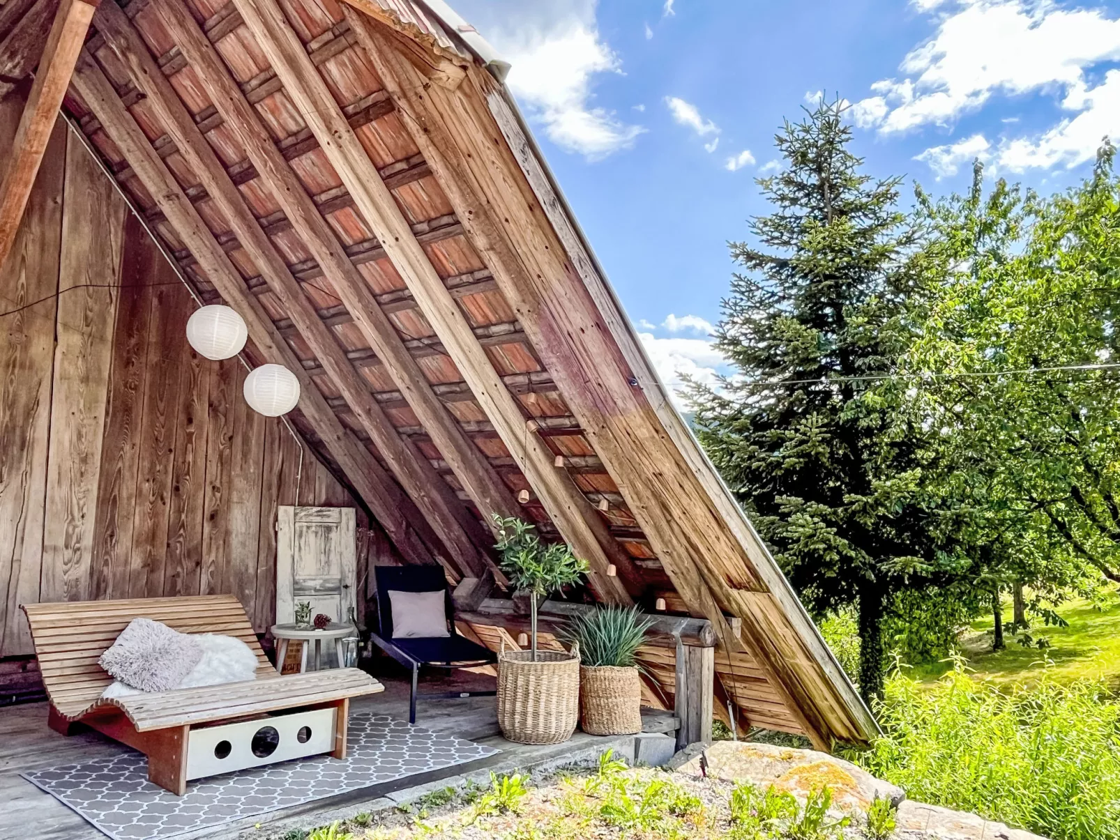 Kinast (HFT201)-Buiten