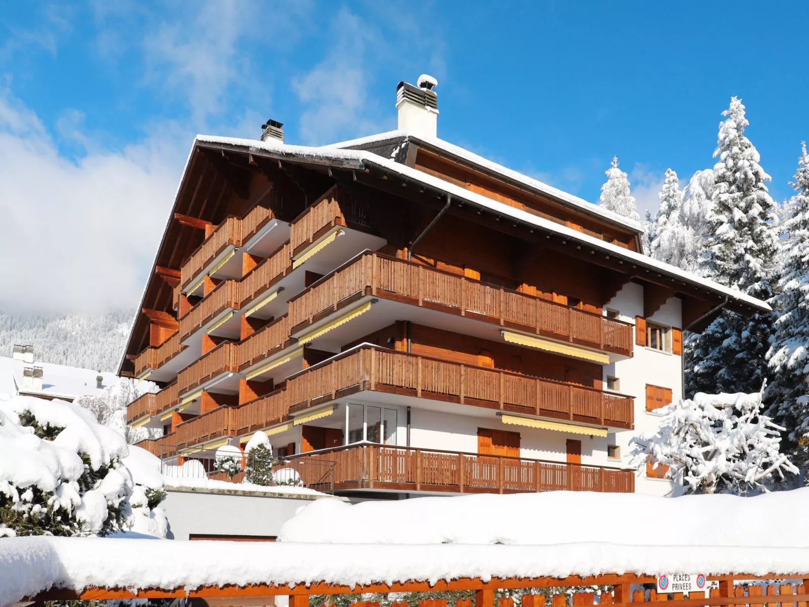 Grand-Hôtel B35 - Buiten