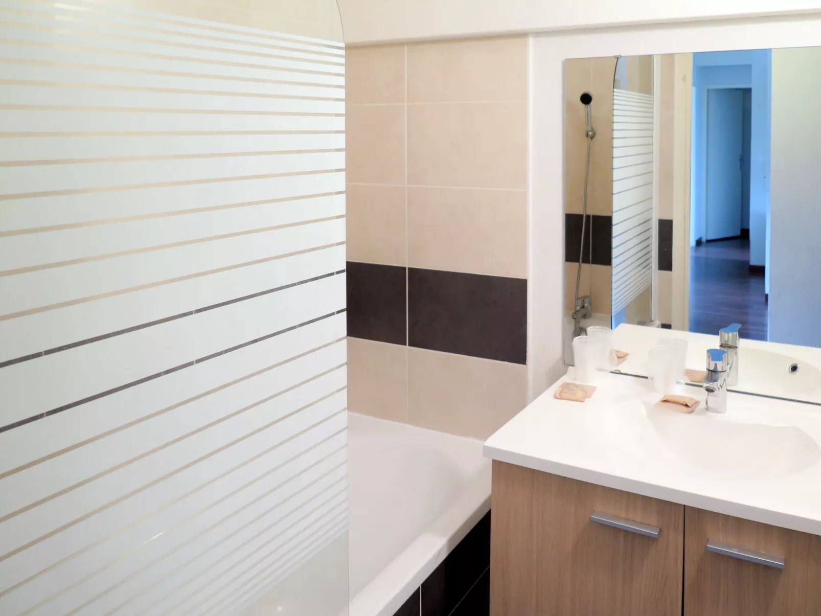 Les Rives du Lac-Binnen