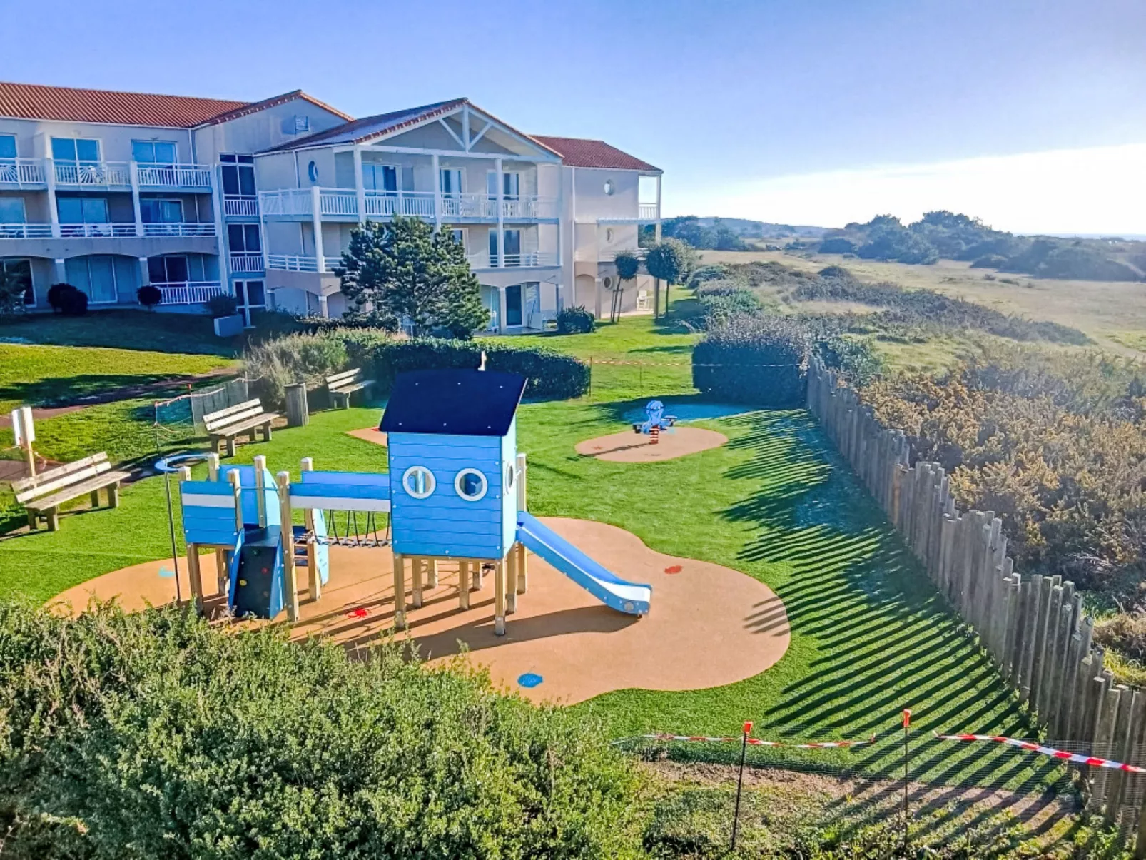 Ocean for ever-Buiten