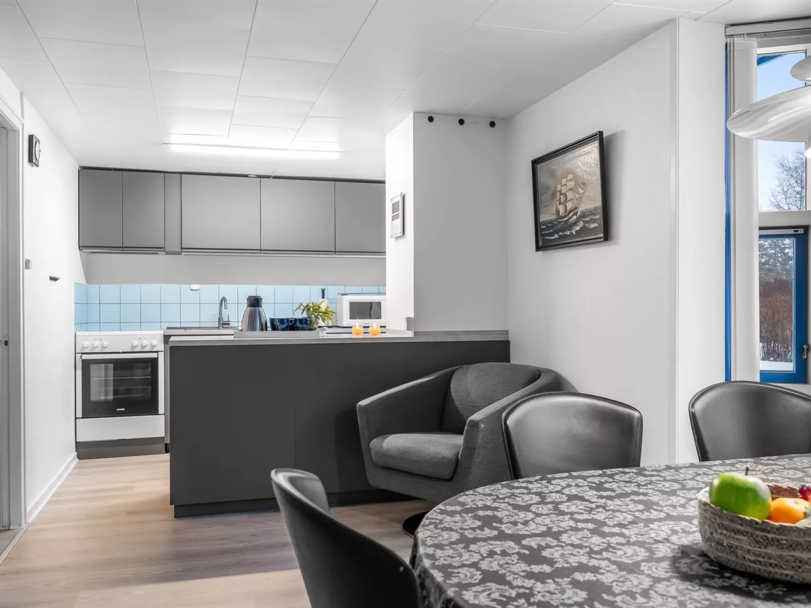 "Allyson" -  from the sea-Binnen