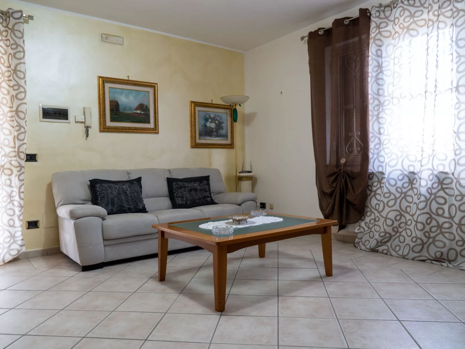 Wunderschöne Villa Oasi della Pace, mit privatem Pool, WLAN und Grillplatz - Binnen