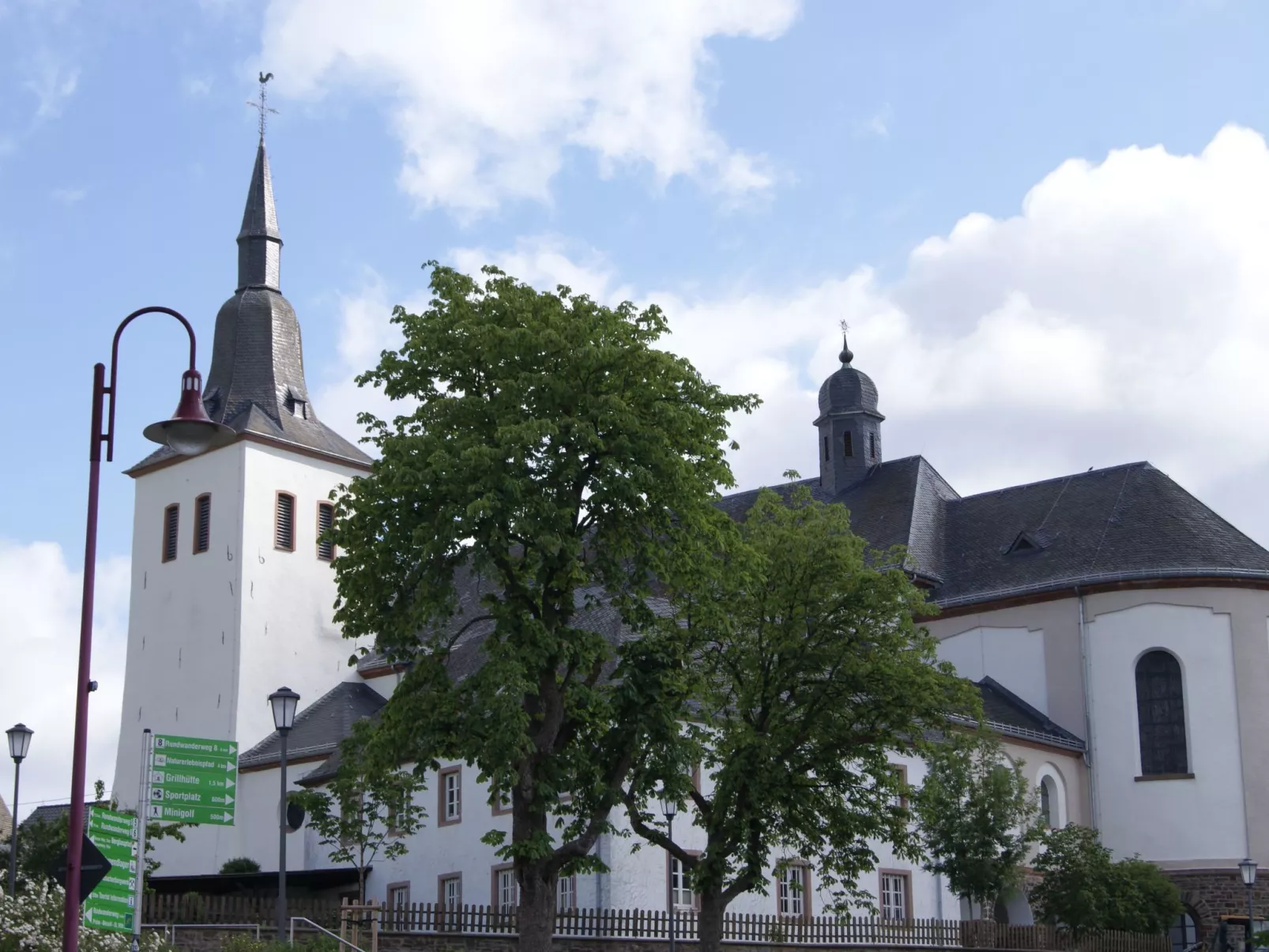 Lenz-Image-tags.info