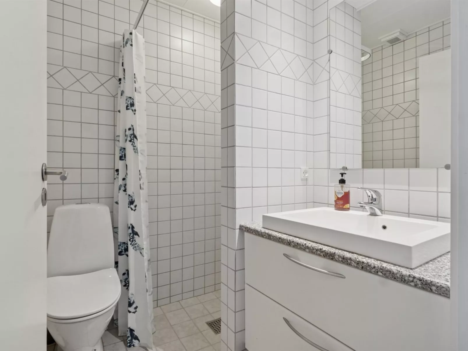 "Ømund" - 100m from the sea-Binnen