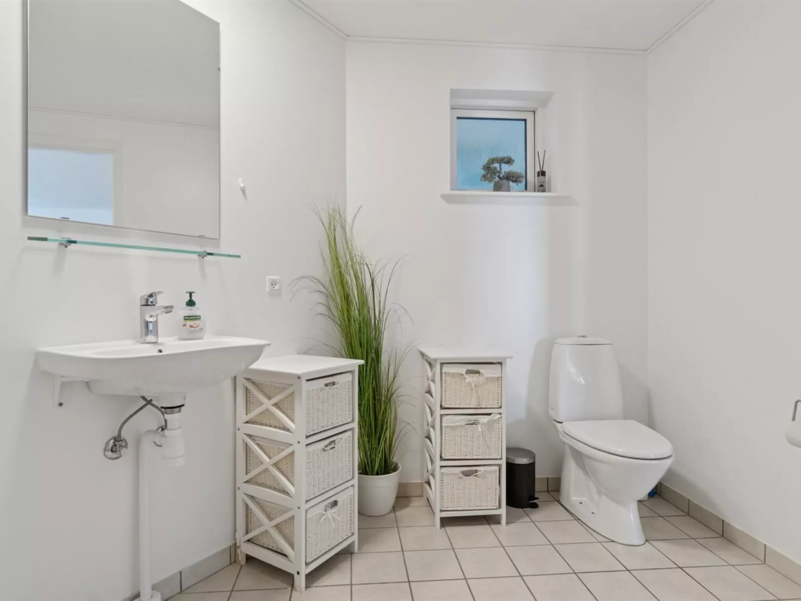 "Juna" - 50m from the sea-Binnen