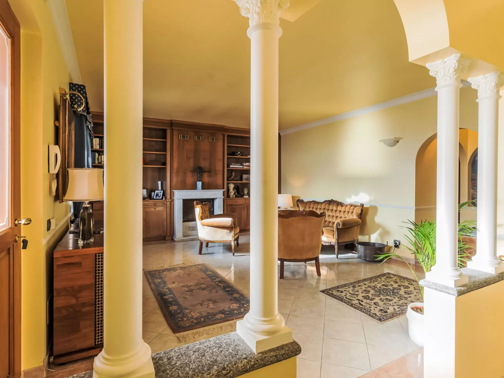 Casa Muschialli-Binnen