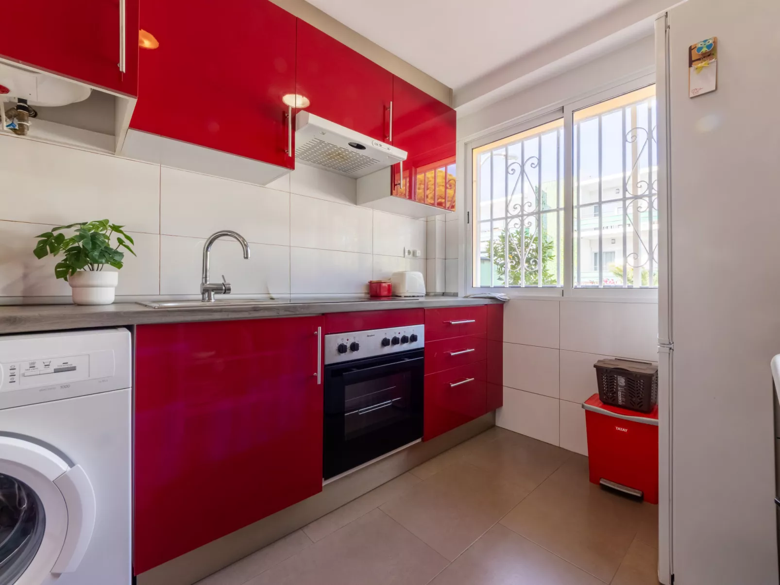 Virgen del Pilar - Binnen