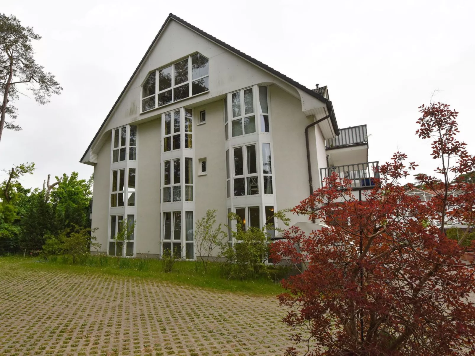 Mit Balkon - Buiten