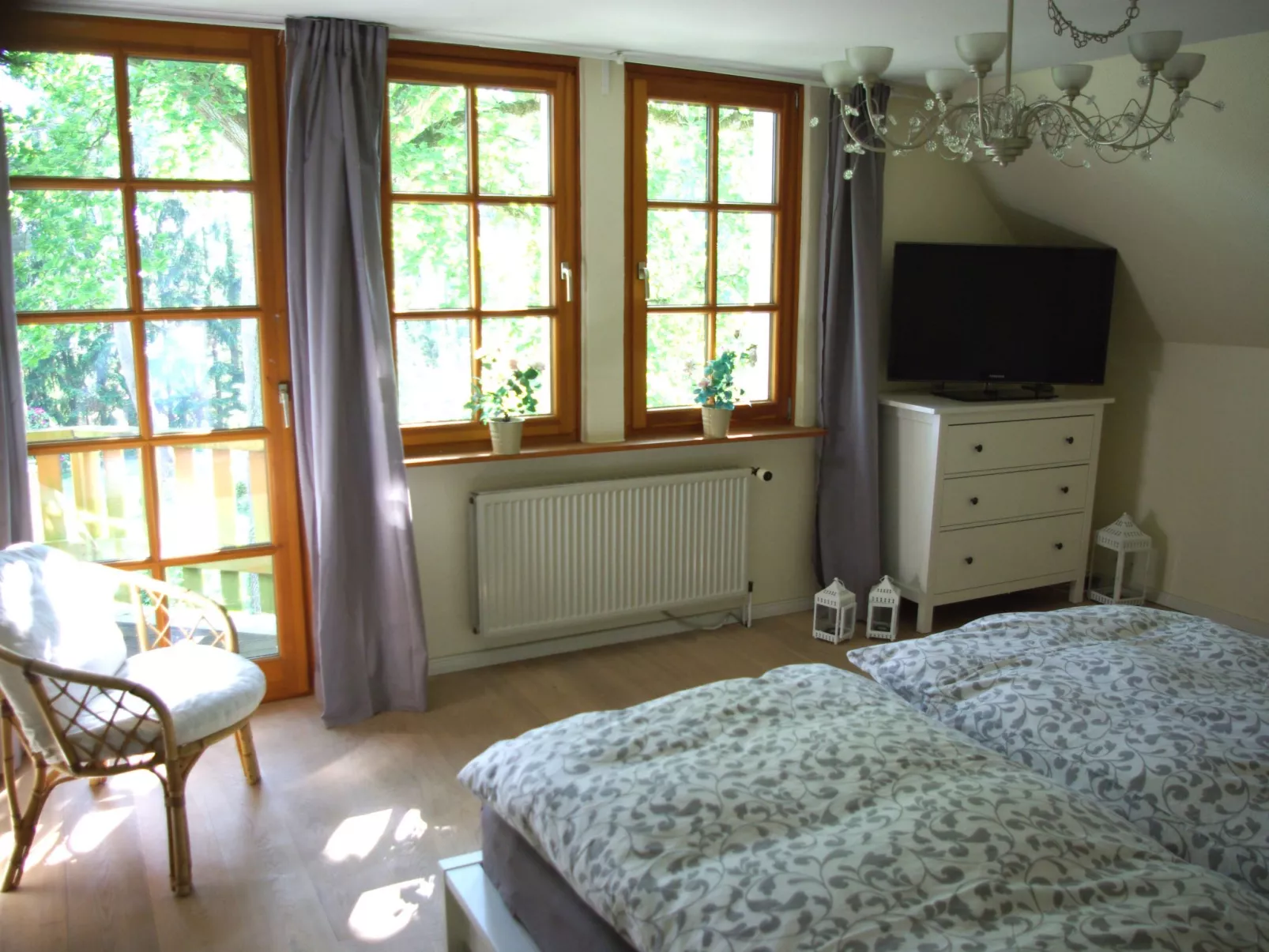 Große Ferienwohnung in Bleckede mit Großem Balkon - Image-tags.info