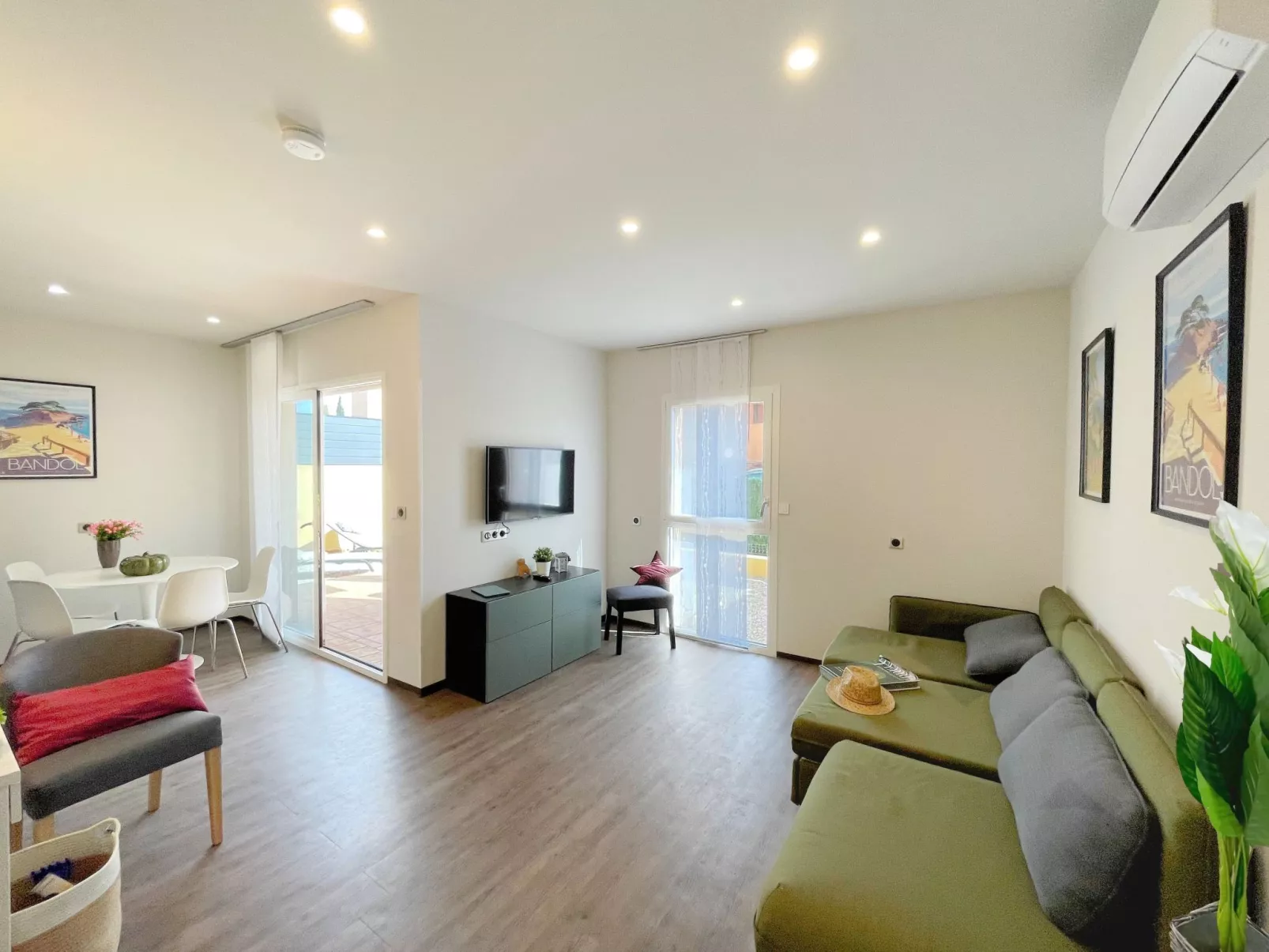 Provenzalisches Landhaus am Meer in ruhiger Lage. - Image-tags.info