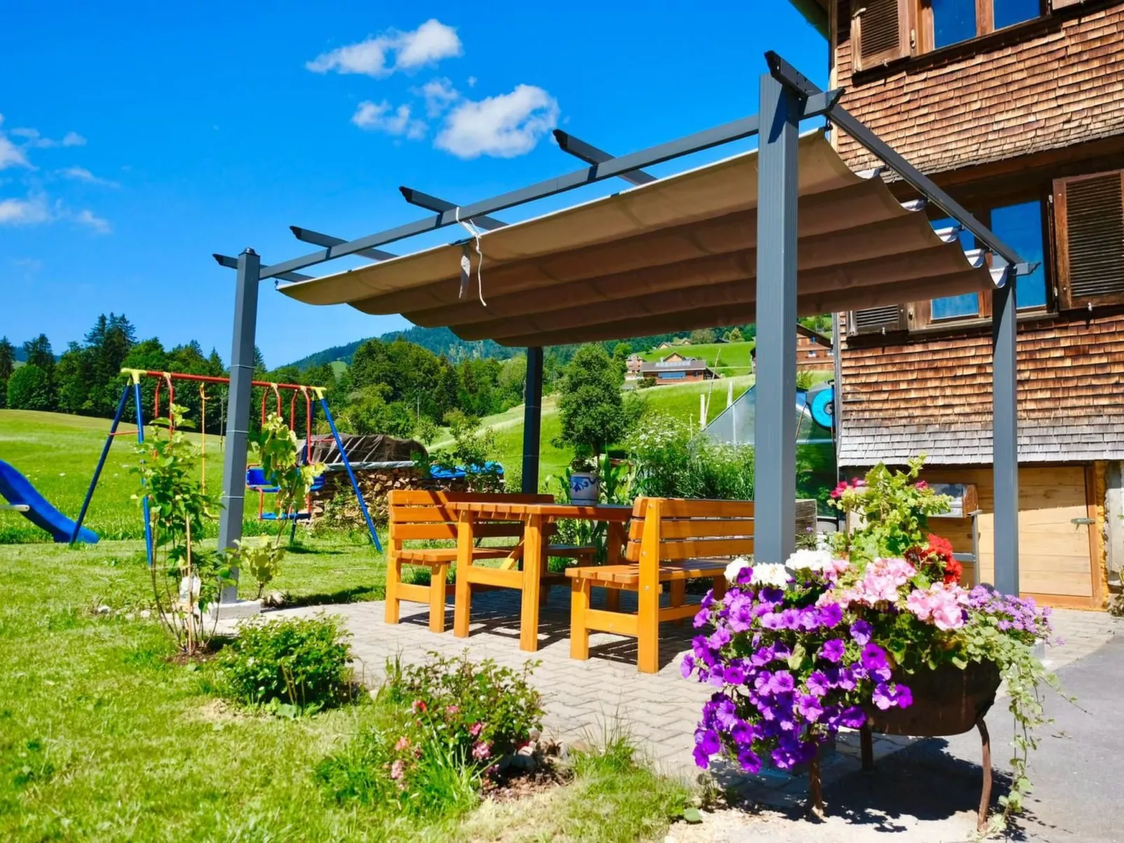 Neue Ferienwohnung in Schwarzenberg mit Garten und Grill - Image-tags.info