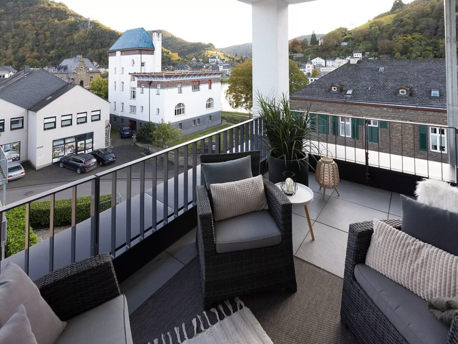 MoselRoyal NEU Luxus 2-4 P. Moselblick Klima - Image-tags.info