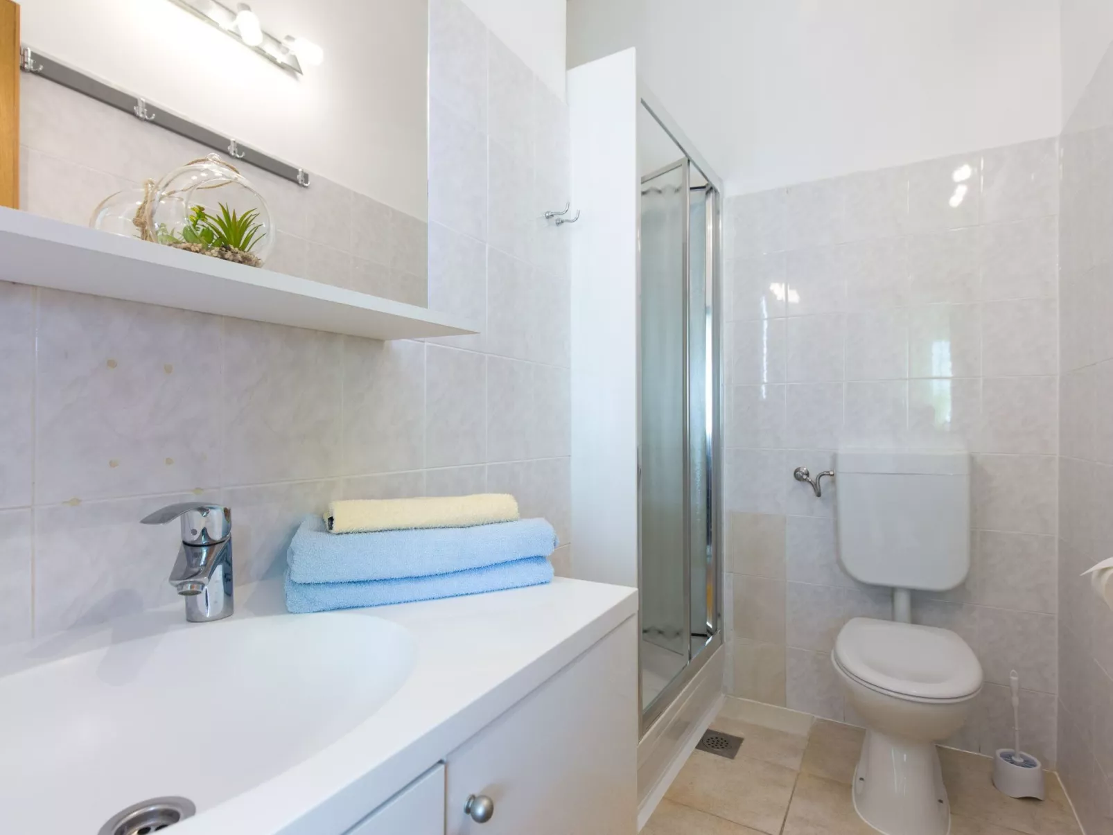 "Tamaris A" in Strandnähe - Image-tags.info