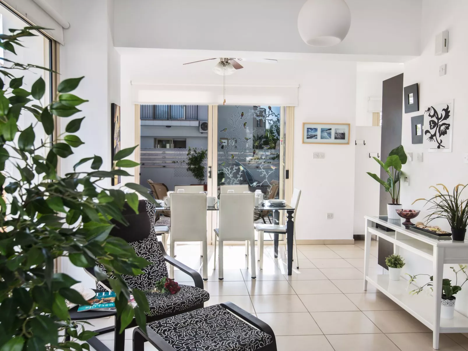 Ferienvilla PV17 mit Sonnenterrasse und Pool - Image-tags.info